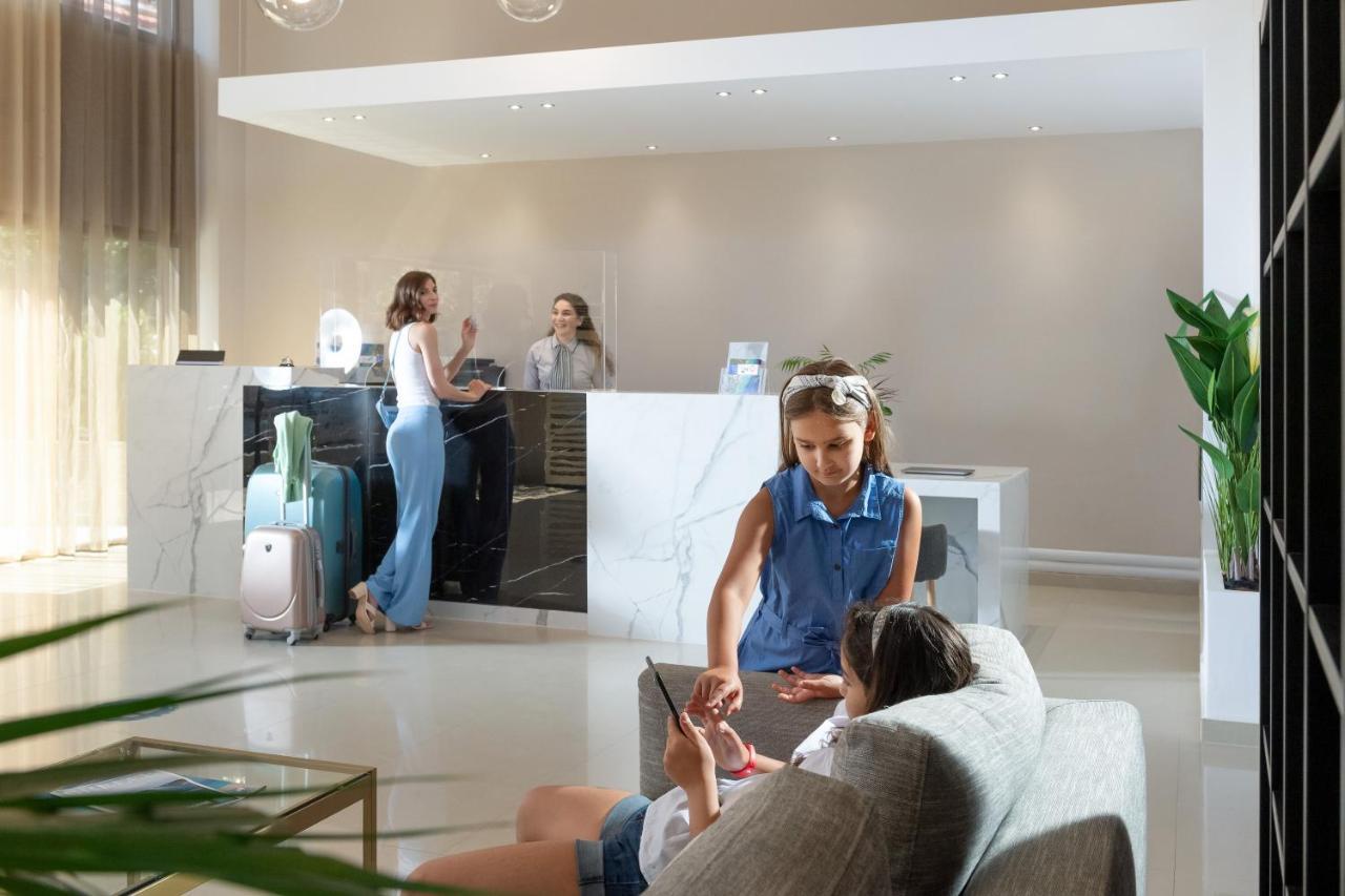 Hotel Simeon Metamorfosi  Bagian luar foto